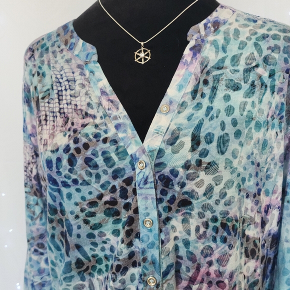 C&A Canda Premium Blue Green Blouse Sheer Lightweight Colorful 3/4 sleeves tab - Picture 3 of 15